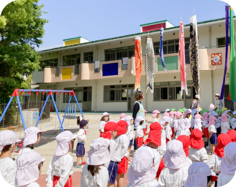 お集まり(生活指導・遊戯・英語によるラジオ体操)